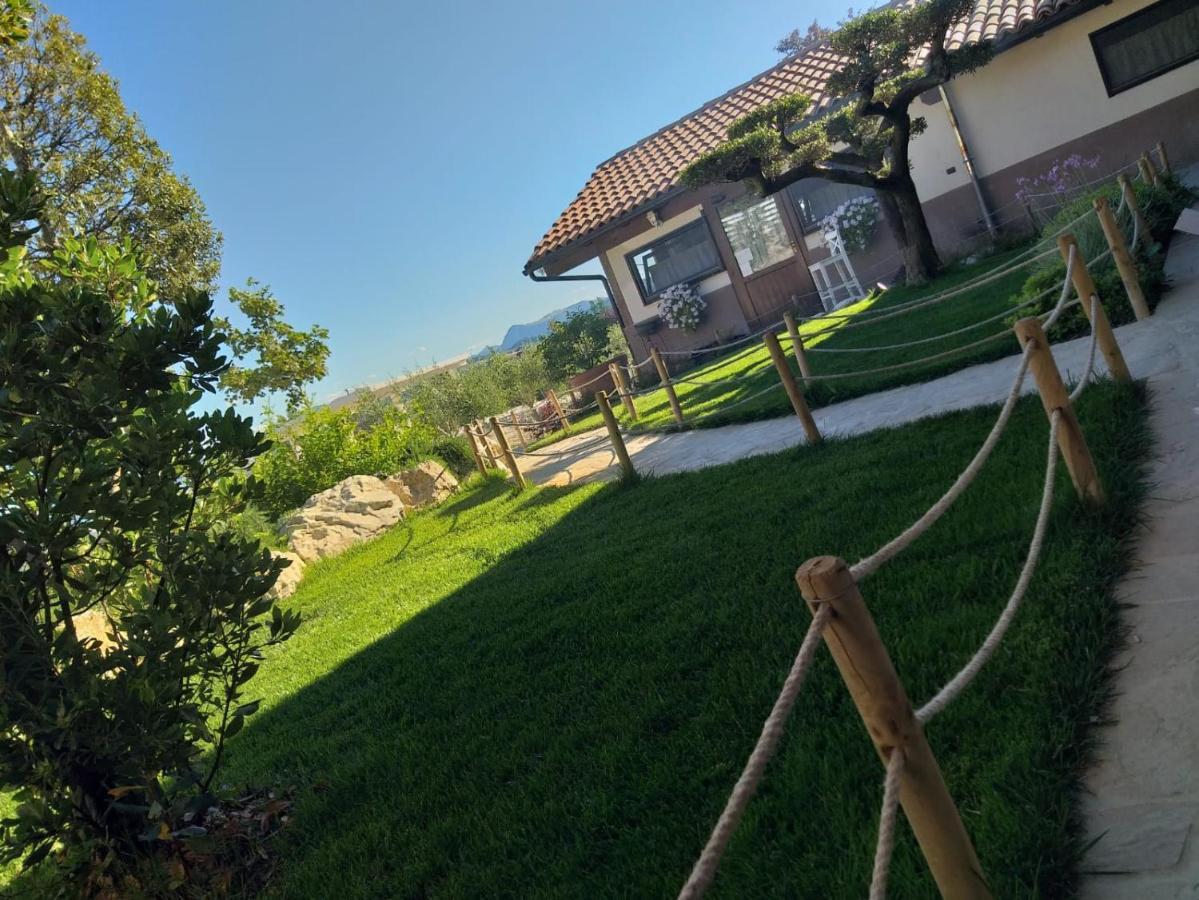 Vila La Collina Dei Cavalieri Belvedere Ostrense Exteriér fotografie